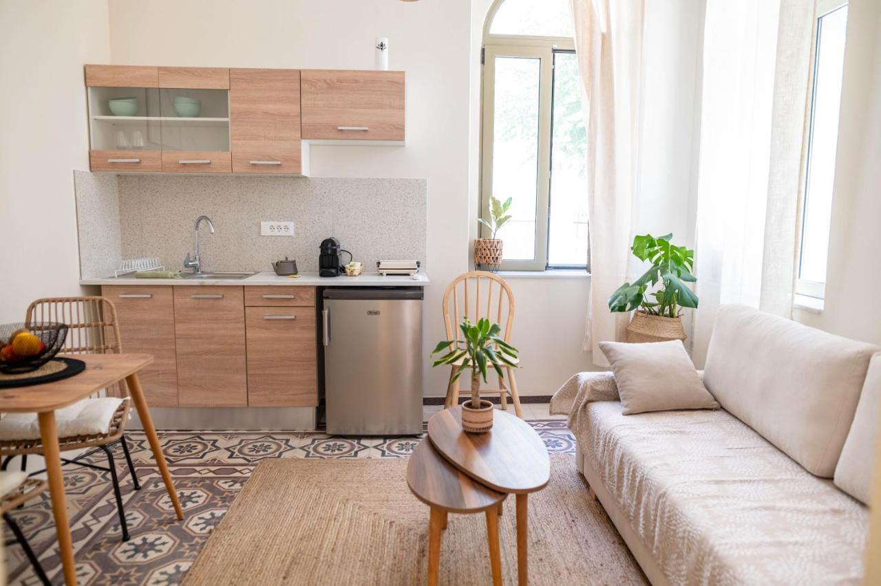 Kosnian City Suites Dış mekan fotoğraf