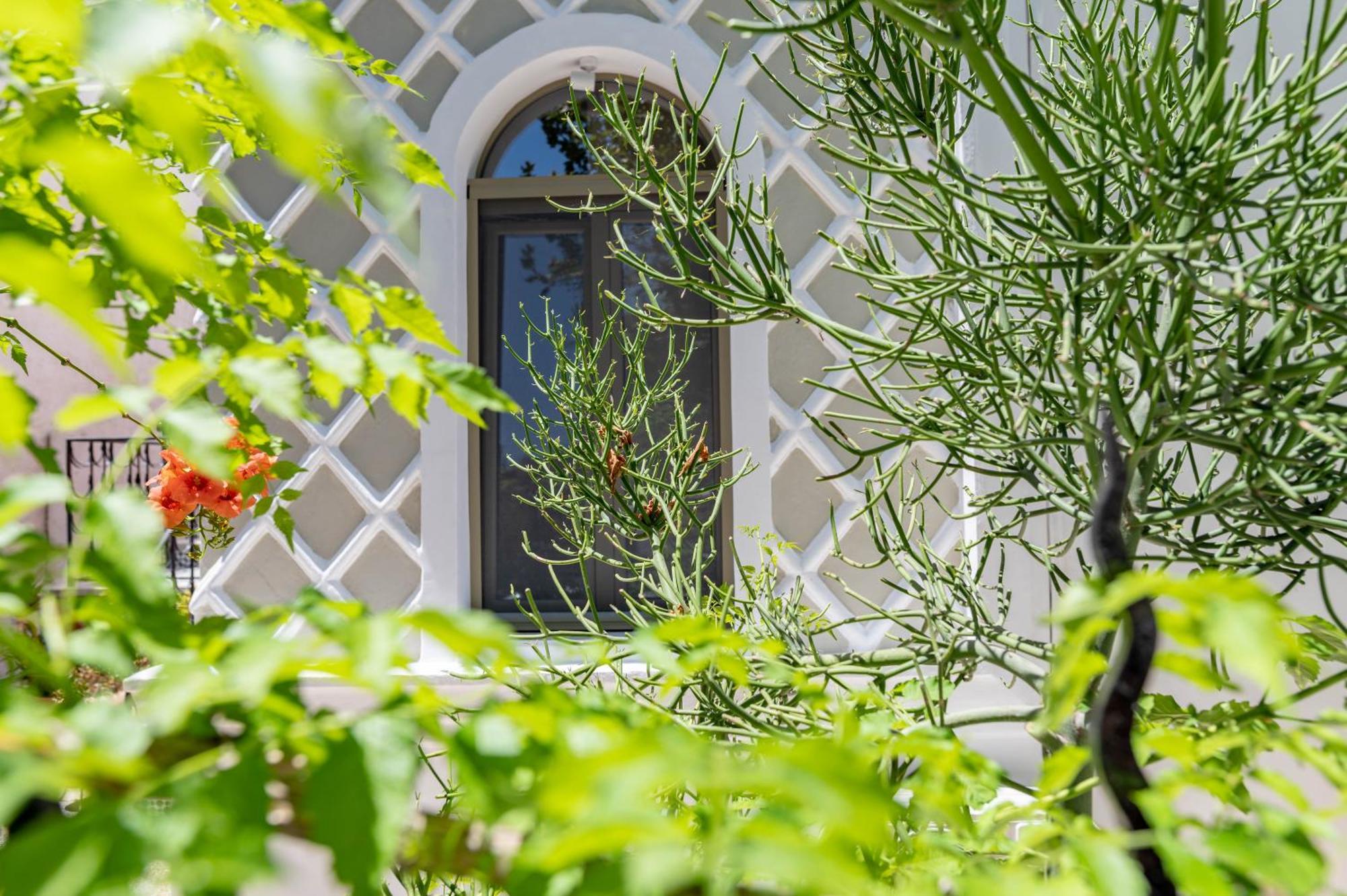 Kosnian City Suites Dış mekan fotoğraf