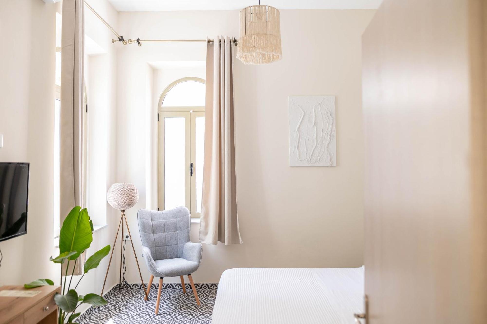 Kosnian City Suites Dış mekan fotoğraf